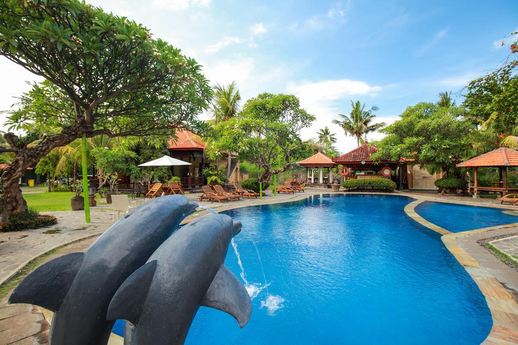 Banyualit Spa 'N Resort Lovina Buitenkant foto